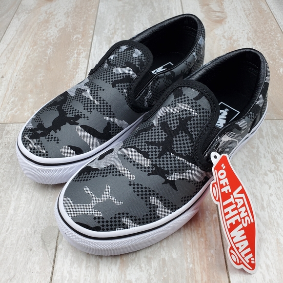 Vans Other - Vans Classic Slip On Pattern Camo